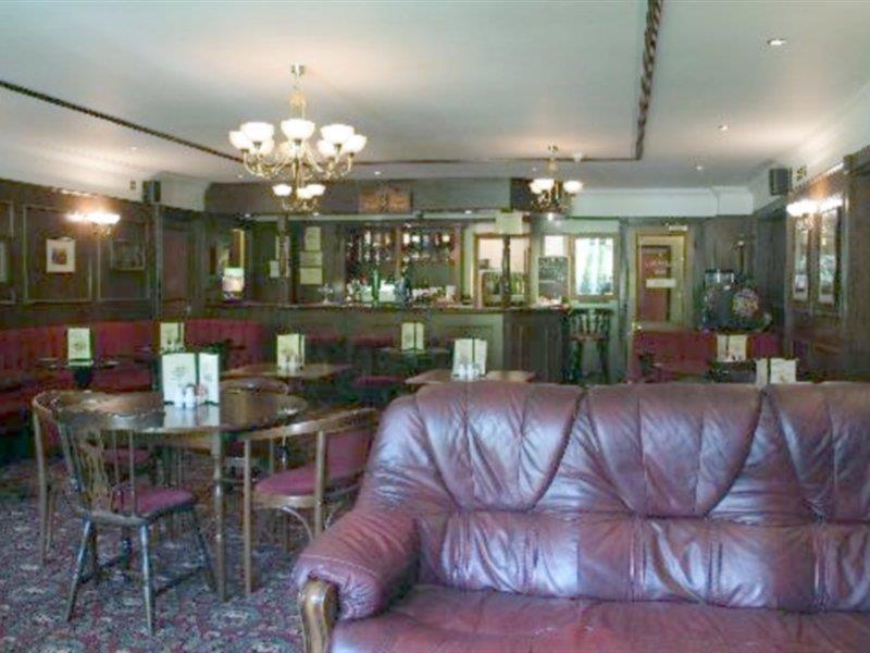 Gatwick Belmont Hotel Хорли Экстерьер фото