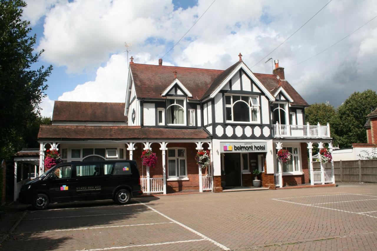 Gatwick Belmont Hotel Хорли Экстерьер фото