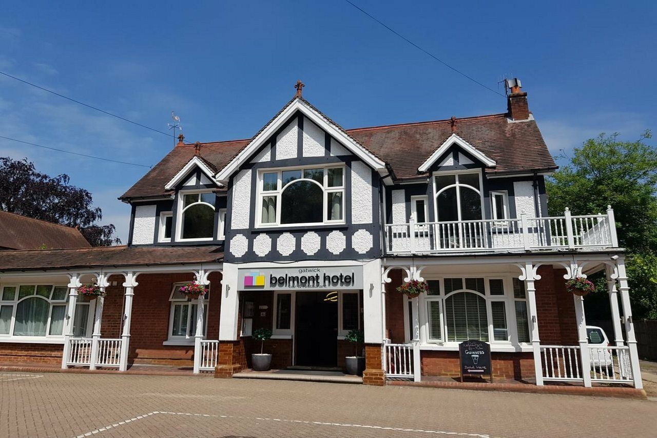 Gatwick Belmont Hotel Хорли Экстерьер фото
